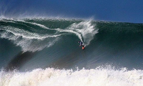 Swell gigante bomba em Puerto Escondido