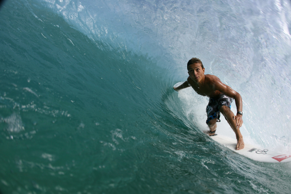 Kiron é Pernambuco e Havaí num só surfista