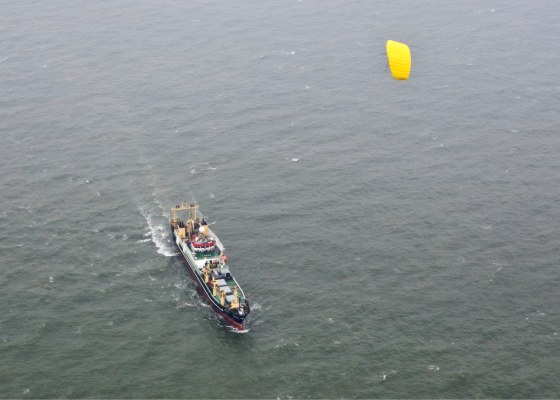 Pipa é instalada no maior navio pesqueiro da alemanha