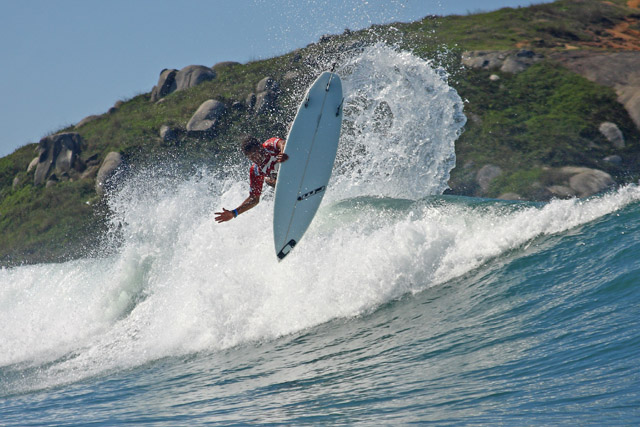 Jadson André nomeado para prêmio Surfer Poll Awards de 2010