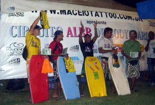 Nilton Santos vence a 1ª etapa do circuito ALBB de body boarding 2010