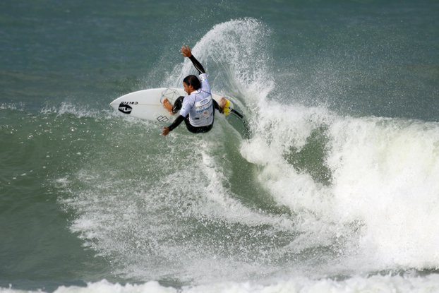 Tomas Hermes vence o Oakley SC Pro 2010