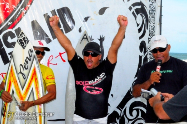 Fernando Pereira vence a 3ª etapa do Surf Master