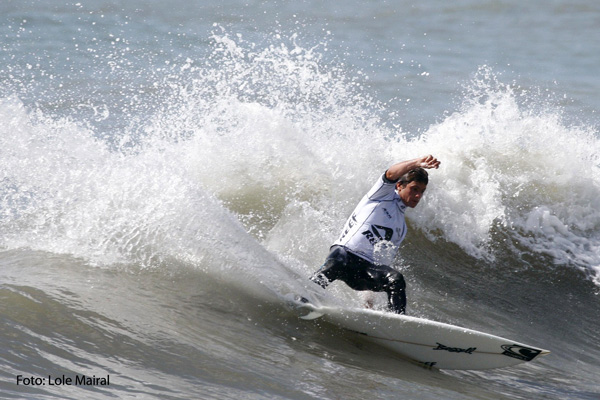 Mar del Plata recebe surfistas de Santa Catarina para  programa de cultura e esportes