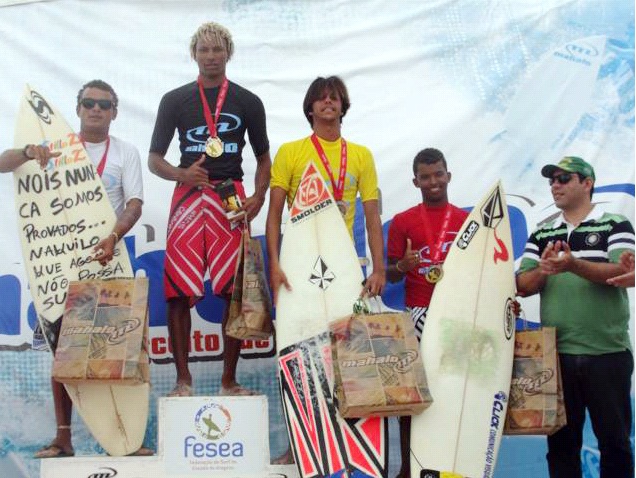 Pernambucano é destaque na abertura do Mahalo Alagoano de surf