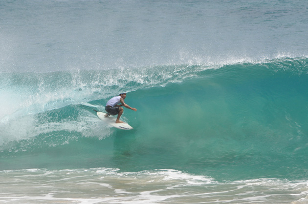 Cláudio Kaká Campos - Primeira Trip surfando pela Rota do Mar, Fernando de Noronha, Maio de 2011.