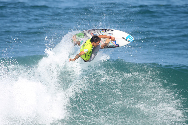 Oakley SC Surf Pro vai esquentar Itajaí