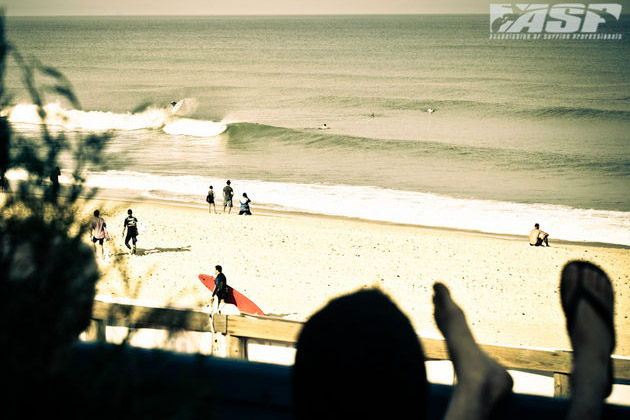 Jovens surfistas se destacam no Sooruz Lacanau Pro