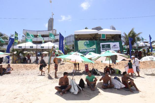 Emanuel de Souza Campeão do Ecologica Maresia de Surf