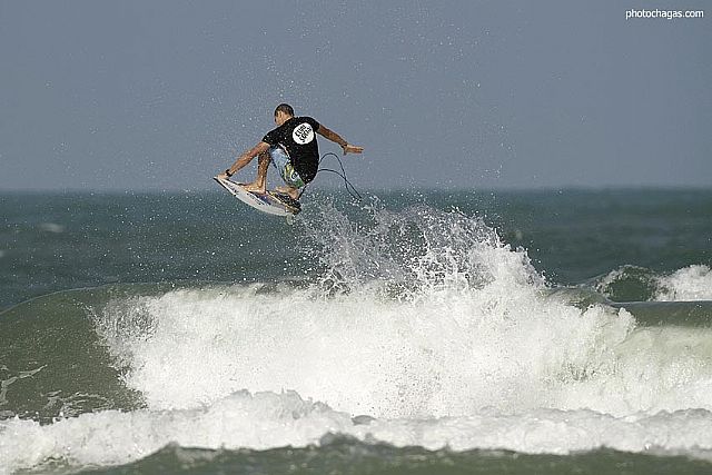 Halley Voa Alto no Circuito Club Social de Surf 2012