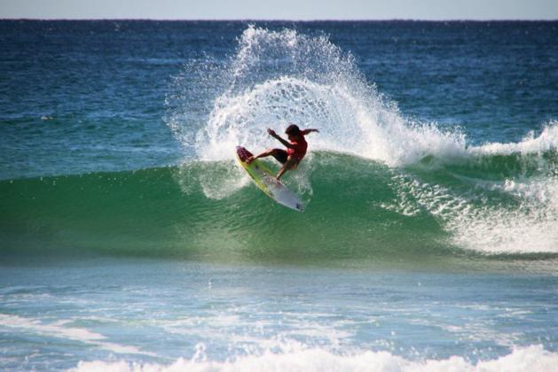 Brasileiros se destacam no Student Surfing Festival 2012