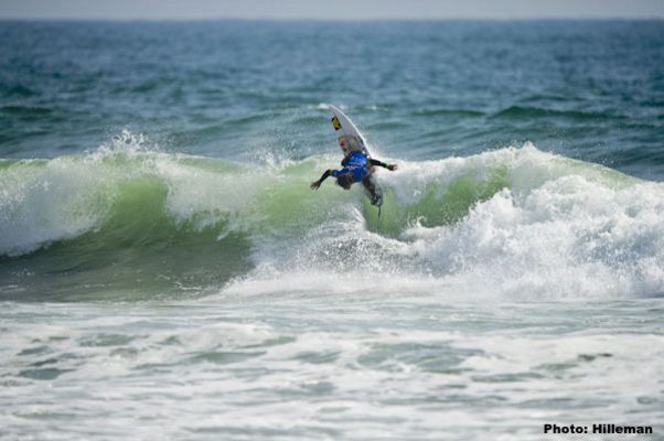 Ian Gouveia consegue um 10 perfeito no Vans Pier classic