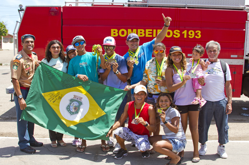 Equipe Cearense chega com festa em Fortaleza