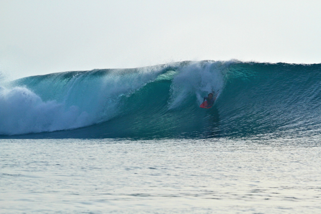 Rebeca Barros Cruz - Mentawais 2012