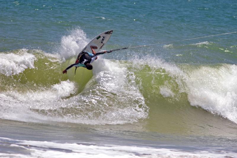 Busca Vida - Paraíso do Kitewave na Bahia