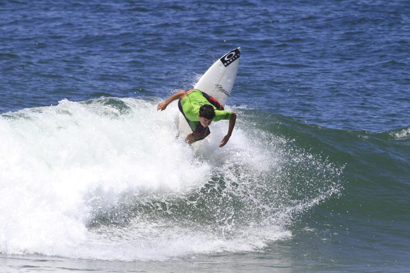 1ª etapa do Circuito Catarinense Oceano de Surf Amador