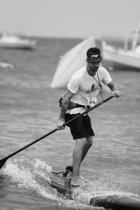 Gabriel Vilarinho ganha SUP Race na Bahia