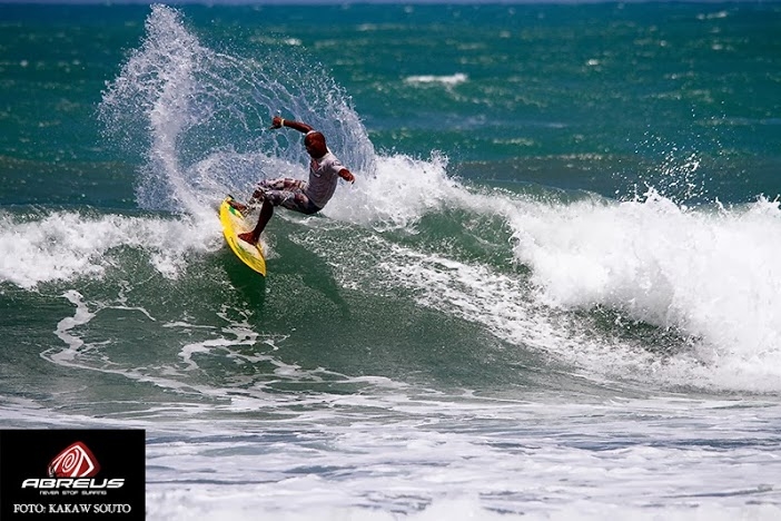 Rogério Galvão vence a 2ª etapa do Super Abreus Surf Master