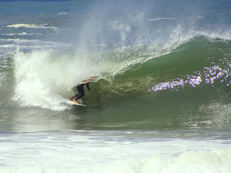 Associação de Surfe de Niterói anuncia calendário de eventos em 2014