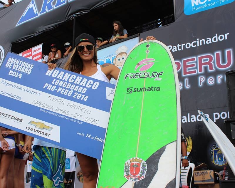 Thiara Mandelli garante sua vaga no ASP World Longboard Tour (WLT)