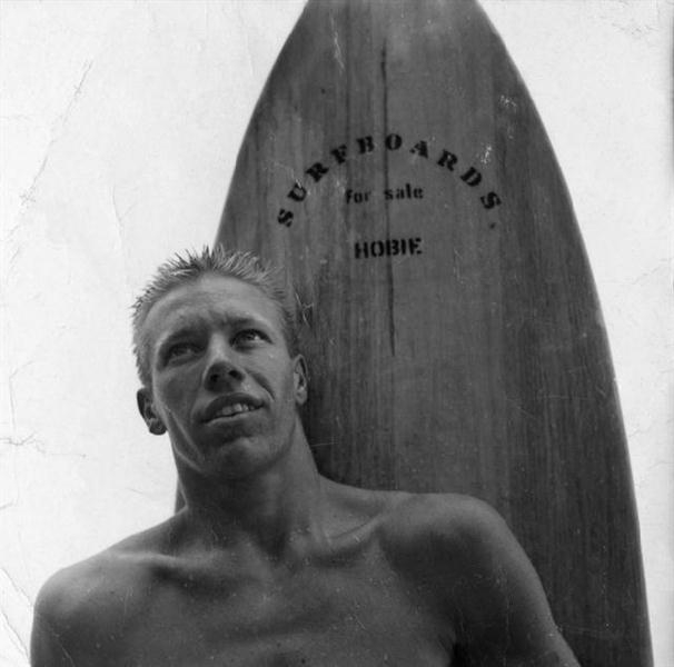 Inovador na vela e no surfe, criador do Hobie Cat morre aos 80 anos