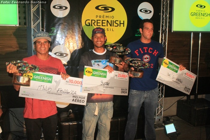 Noronhense Buday Santos vence a Maior Onda no Prêmio Greenish Brasil 2014