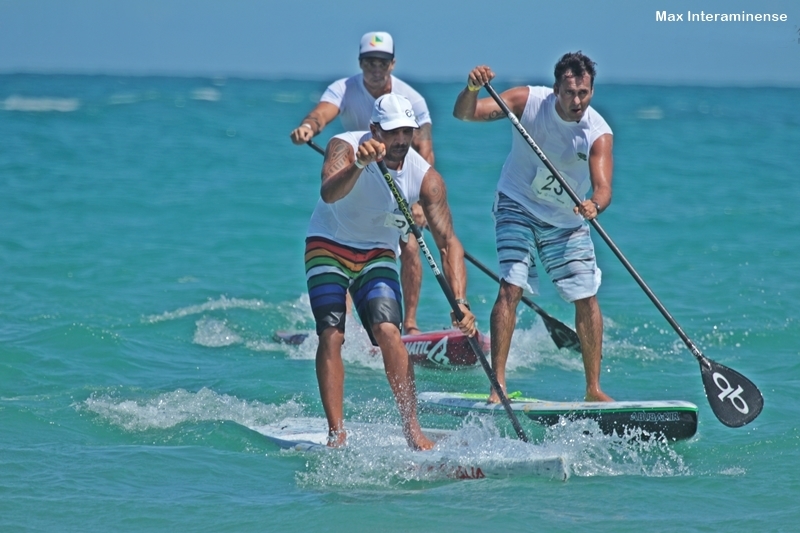 Disputas de Sprint Race levantam a Praia do Francês