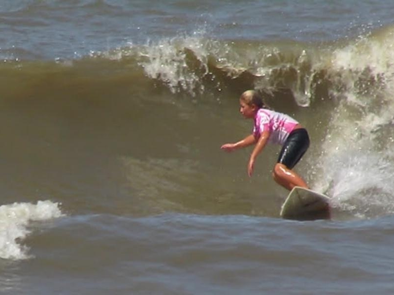Pâmella Mel, 8, conquista terceiro lugar em competição em Mongaguá