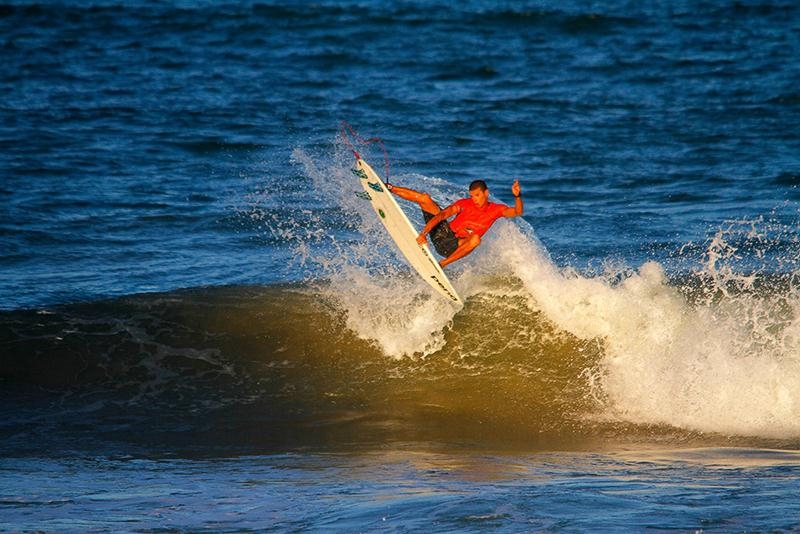 Halley Batista leva a 2ª Etapa do Pernambucano PRO no Cupe