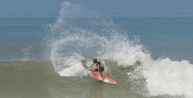 Luke Davis Vence 4 Estrelas em Acapulco