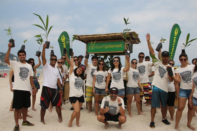 Rip Curl Planet Day promove consciência ecológica em Guarujá