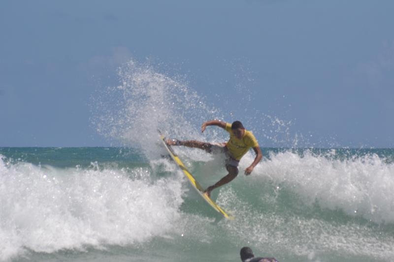 Cauã Nunes embarca para disputa do mundial junior