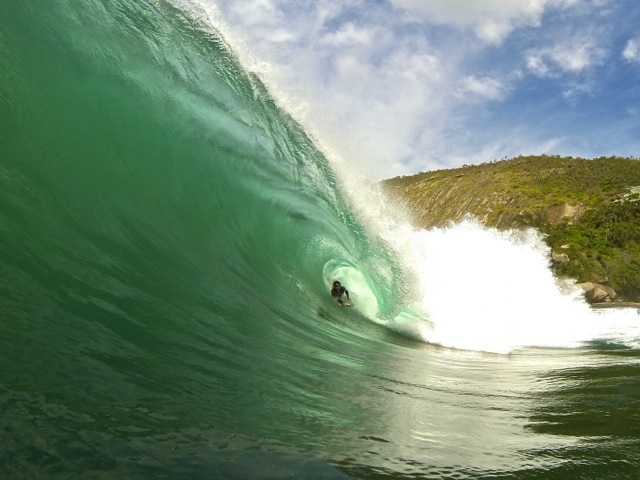 Swell de gala no Shock