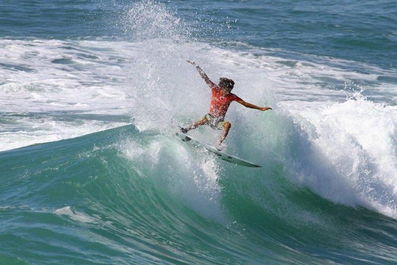Rip Curl Grom Search reúne 112 surfistas de 8 estados nestes sábado e domingo em Guarujá