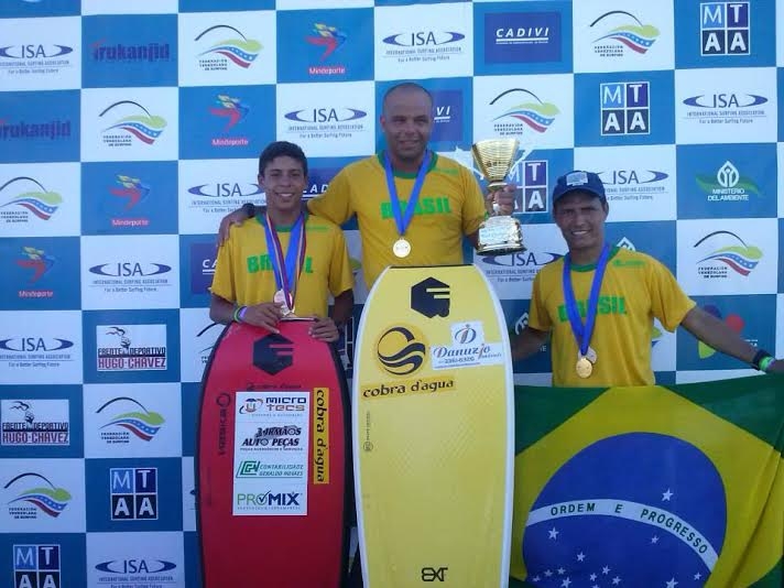 Projeto Social Bodyboarders de Cristo comemora 9 anos