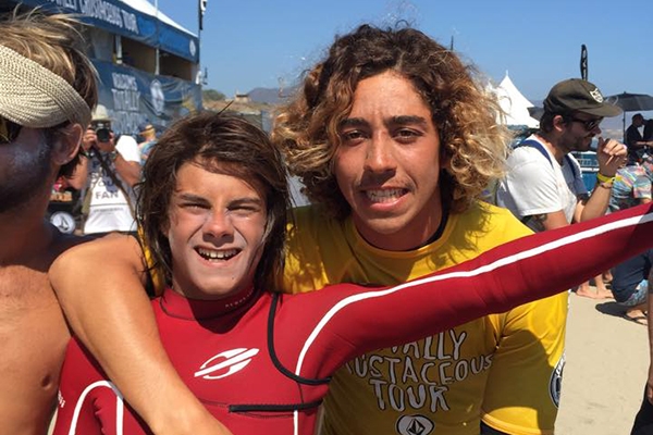 Herdy e Dora fazem bonito na Califórnia