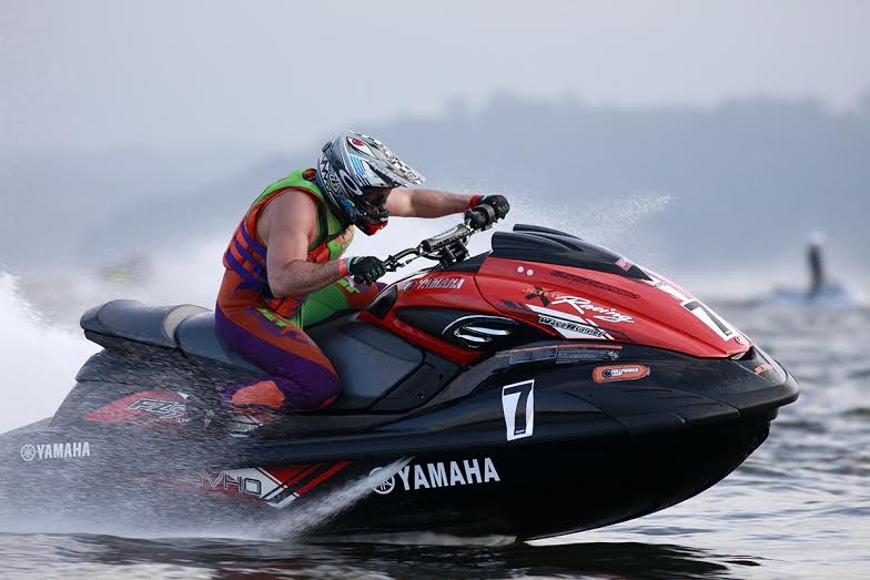 Valdir Brito é um dos favoritos no 28º Campeonato Brasileiro de Jet Ski