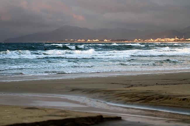 Oi SuperSurf é adiado na sexta-feira de ventos fortes em Floripa