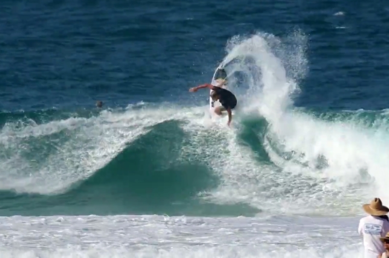 Aquecimentos para o Quik Pro Gold Coast