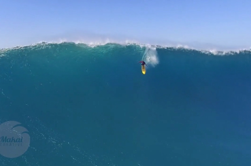 Eddie quase foi, Waimea Bay de Drone