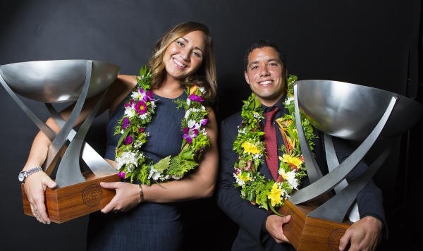 Campeões mundiais e destaques de 2015 homenageados no WSL Awards