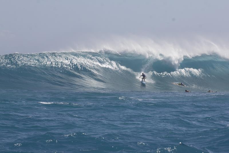 Surf de Ondas Grandes no Litoral Nordestino