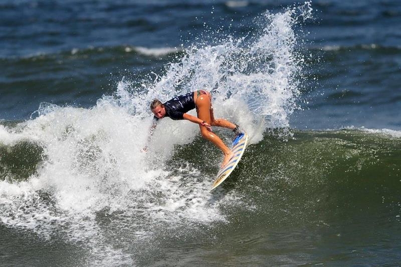 Louisie Frumento quer bicampeonato no 21º A Tribuna de Surf Colegial