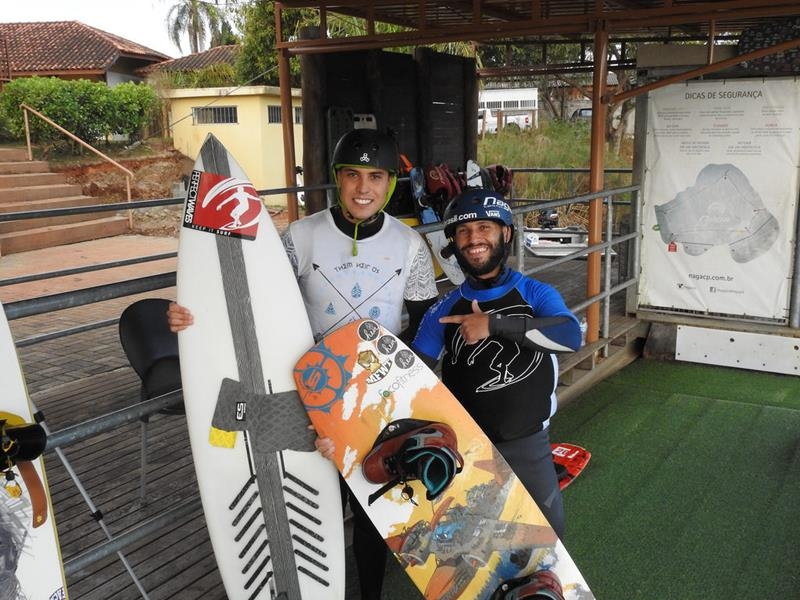 Marcelo Luna aceita desafio com campeão brasileiro de wakeboard