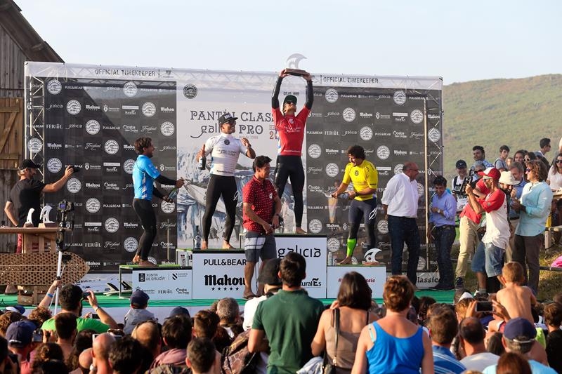 Kanoa Igarashi vence três brasileiros na final do QS 6000 de Pantin