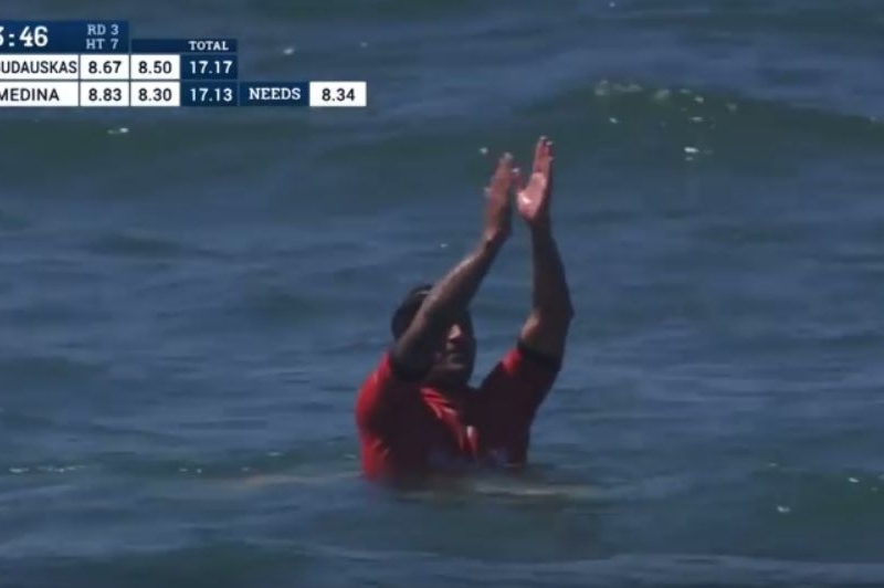 Gabriel Medina vs Tanner Gudauskas - Hurley Pro 2016