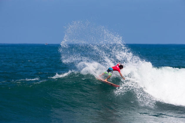 Resumo do 1º dia do Hawaiian Pro 2016