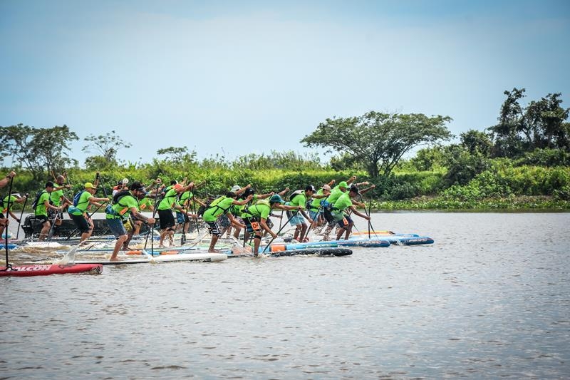 Guilherme dos Reis e Lena Guimarães são Campeões Brasileiros de SUP Race