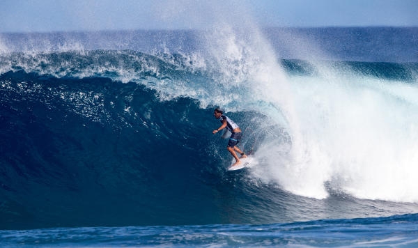 Soli Bailey vence Volcom Pipe Pro, Mineiro é vice