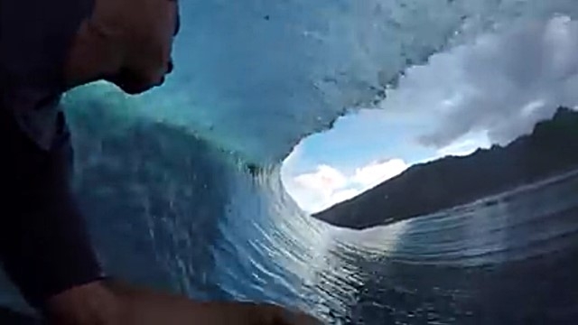 Bodyboarding em Teahupoo